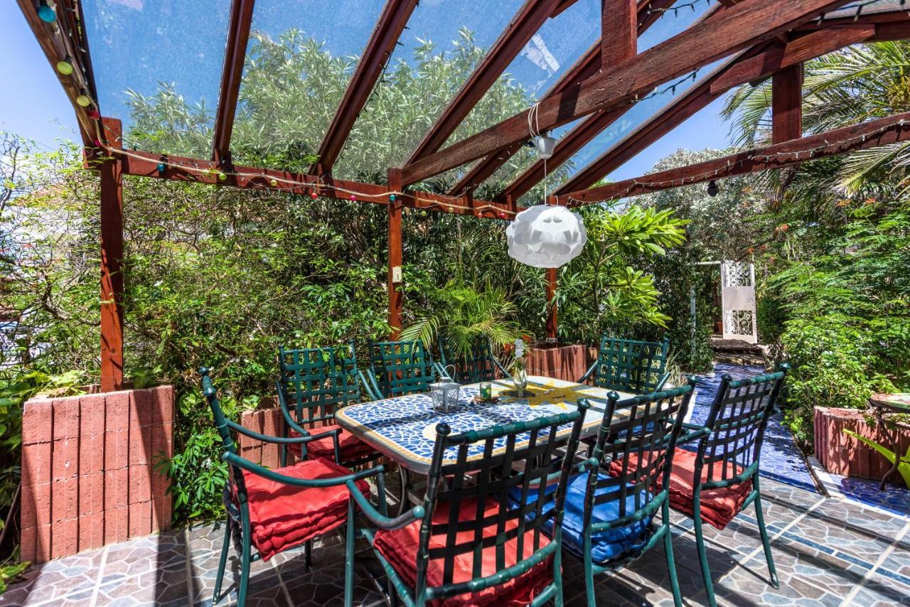 Sunflower Villa Studios Palm Beach Luaran gambar
