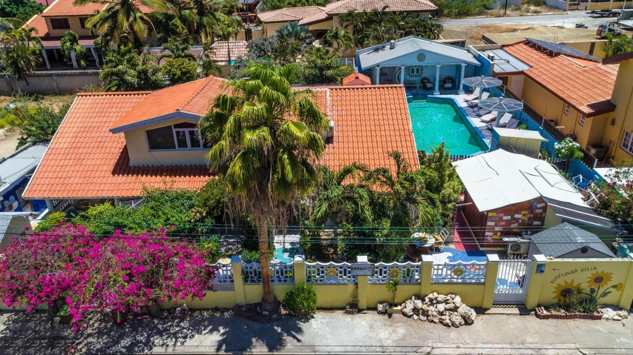 Sunflower Villa Studios Palm Beach Luaran gambar