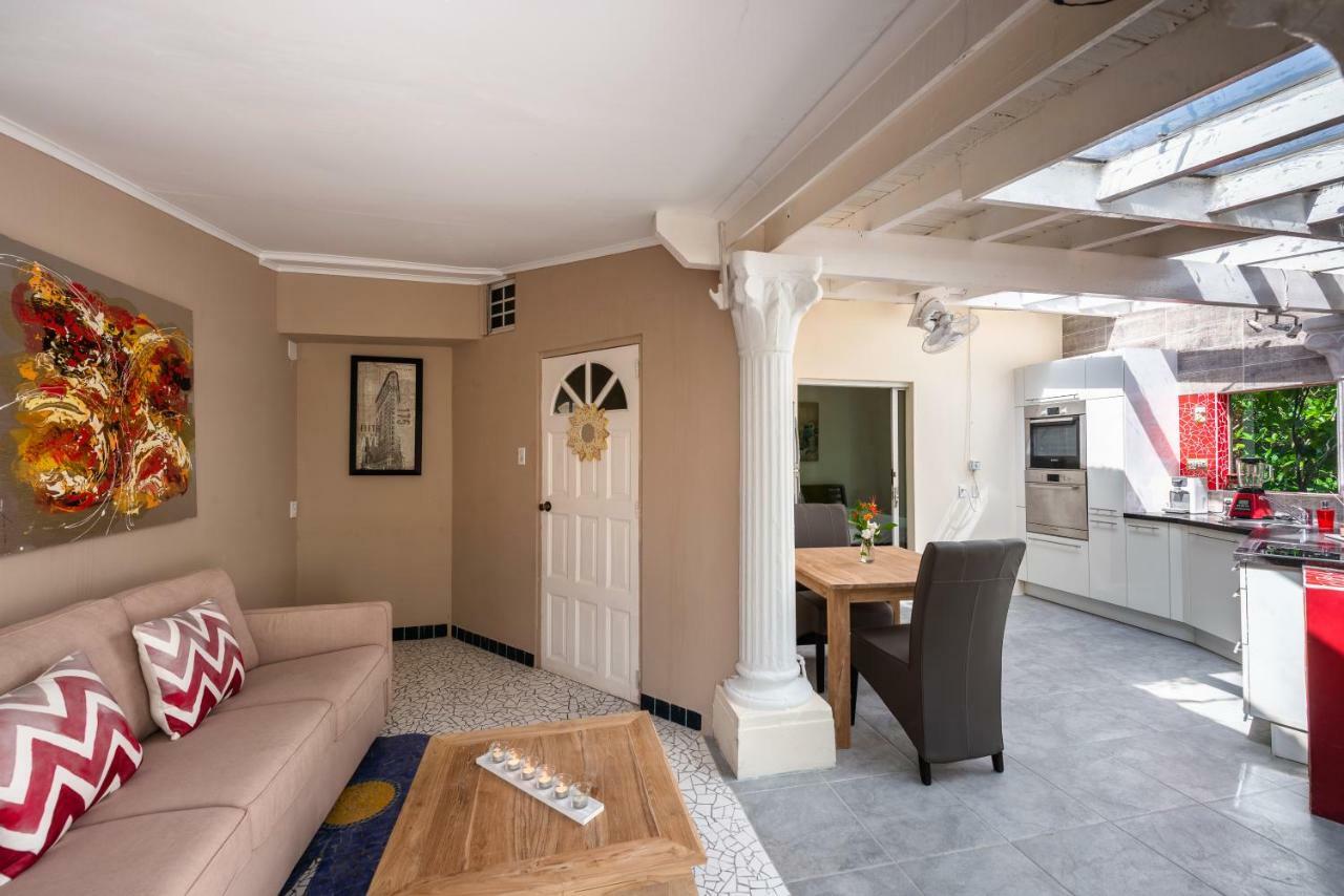 Sunflower Villa Studios Palm Beach Luaran gambar