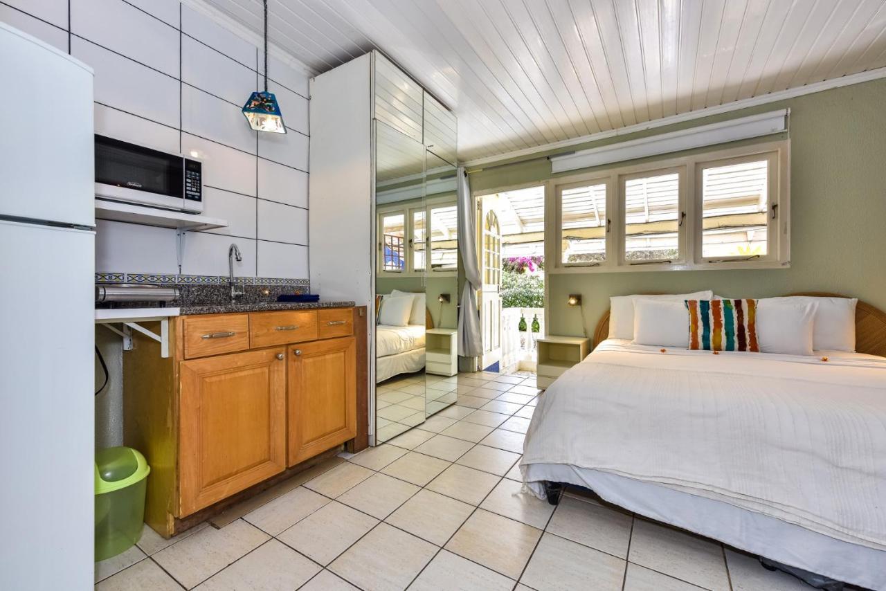 Sunflower Villa Studios Palm Beach Luaran gambar