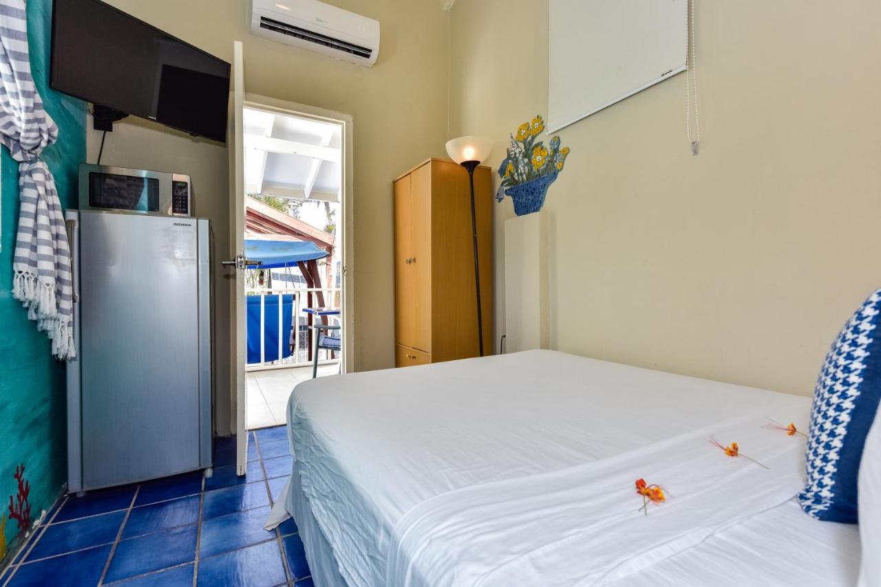 Sunflower Villa Studios Palm Beach Luaran gambar